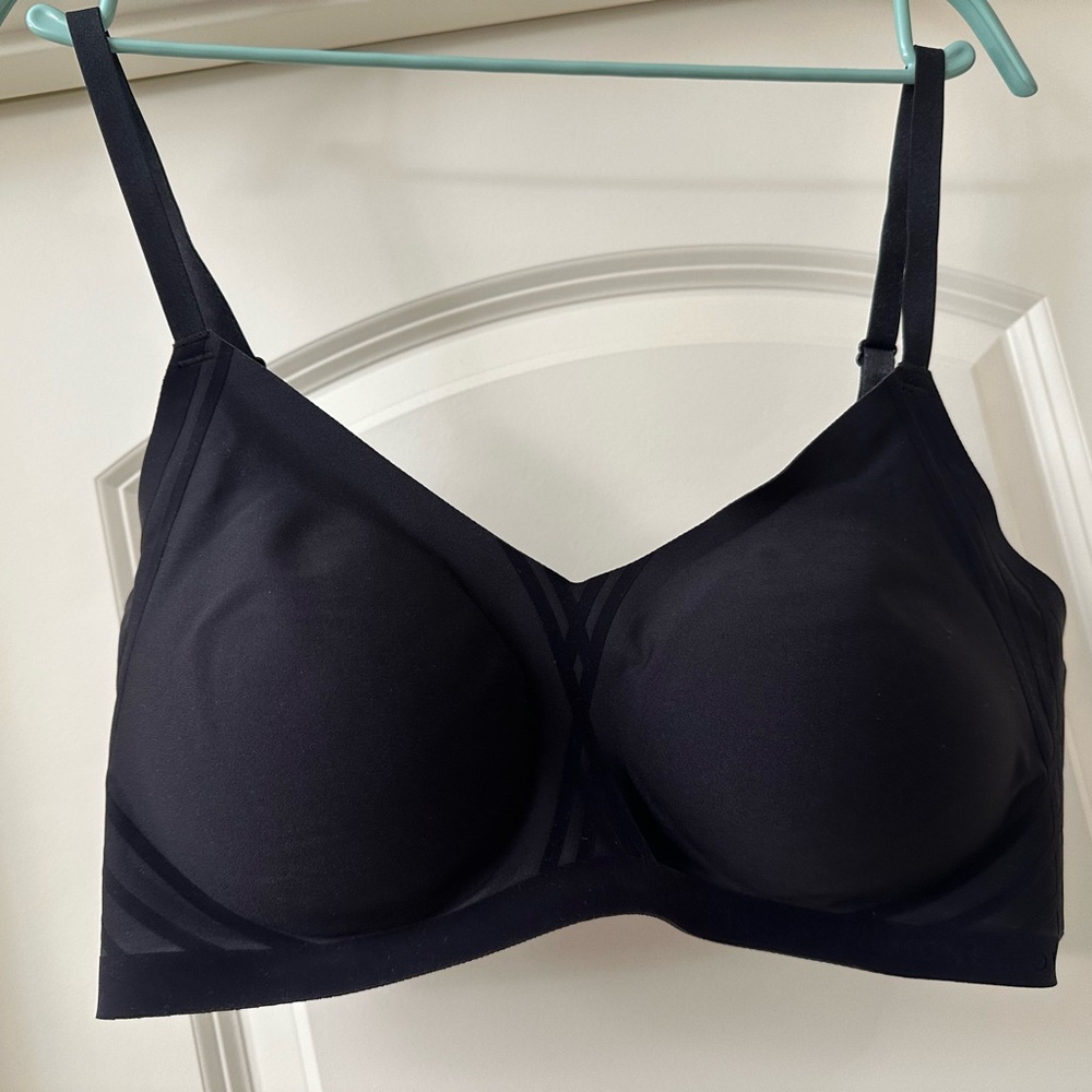 Honeylove Silhouette Black Wireless Bra